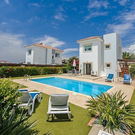 Ayia Napa Holiday Villa 036 Стая снимка